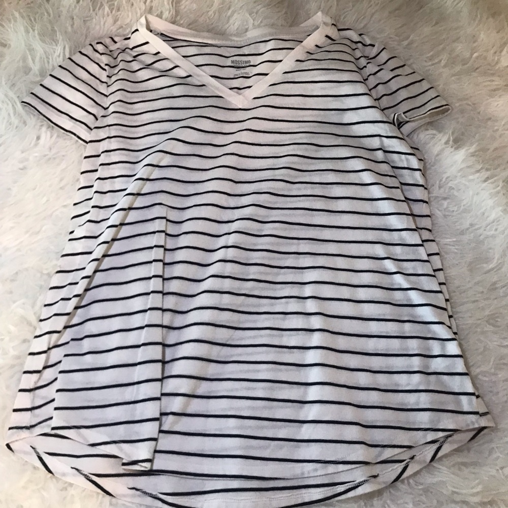 Target brand striped v neck size large